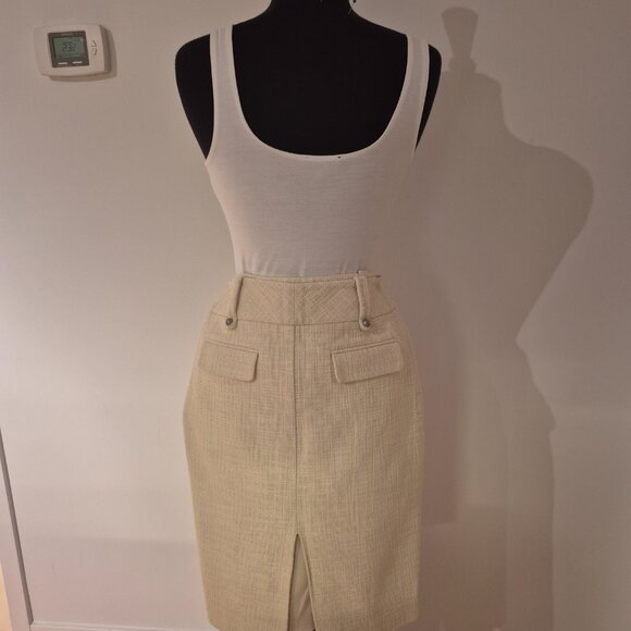 Skirt - Picture 3 of 4